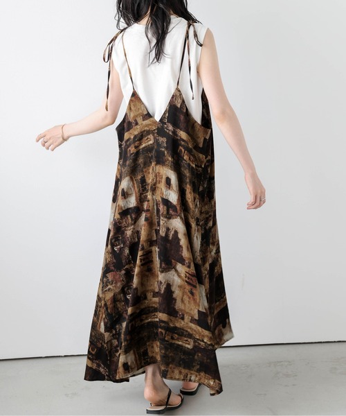 SUGAR BISKET（シュガービスケット）の「ニュアンスプリントキャミソールワンピース（ワンピース・レディース・A/B・フリー）」の5枚目の写真