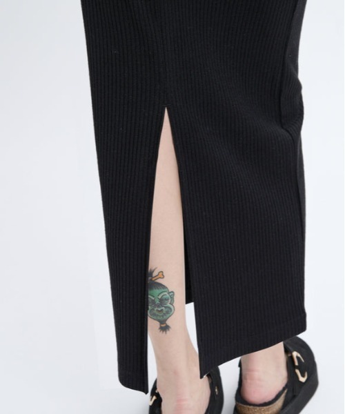 RVCA(ルーカ)の「RVCA/ルーカ MAXI PENCIL SKIRT リブニットスカート BF044-601(スカート・レディース・杢グレー/ベージュ/ブラック・M)」の9枚目の写真
