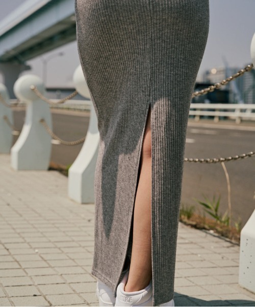 RVCA(ルーカ)の「RVCA/ルーカ MAXI PENCIL SKIRT リブニットスカート BF044-601(スカート・レディース・杢グレー/ベージュ/ブラック・M)」の13枚目の写真