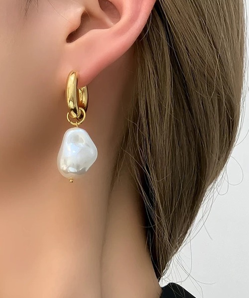 shopnikoniko(ショップニコニコ)の「バロックパール ゴールド フープピアス ステンレス 金属アレルギー対応(ピアス(両耳用)・レディース・ゴールド・フリー)」の7枚目の写真
