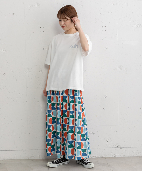 POU DOU DOU(プードゥドゥ)の「JOiEバックロゴ刺繍Tシャツ(Tシャツ/カットソー・レディース・イエロー/ライトイエロー/オフホワイト/ネイビー・M)」の14枚目の写真
