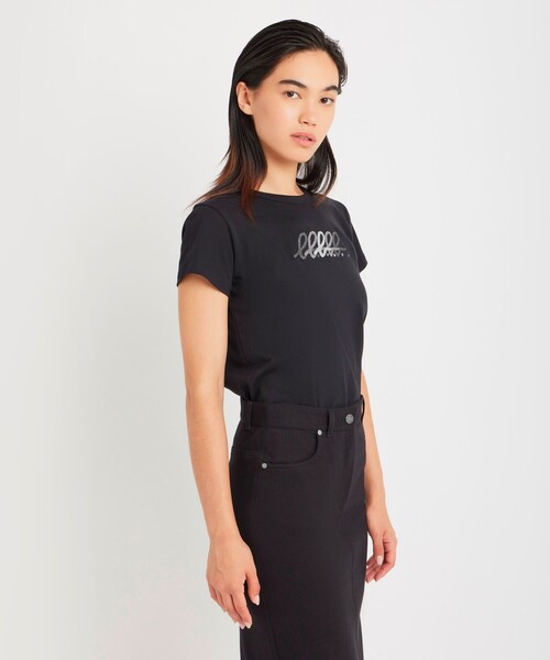 agnes b.（アニエスベー）の「"b."ロゴ 刺繍 コットン 半袖 Tシャツ "Brando"（Tシャツ/カットソー・レディース・ブラック・1/3/2）」の3枚目の写真