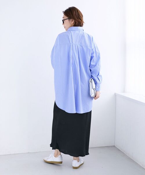 le.coeur blanc(ルクールブラン)の「《WEB限定アイテム》バックギャザーストライプオーバーシャツ(シャツ/ブラウス・レディース・ブラウン系その他2/ホワイト系その他2/ブルー系その他2/ブルー系その他3・38)」の19枚目の写真