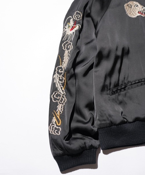 THRIFTY LOOK（スリフティールック）の「THRIFTY LOOK / スリフティールック SOUVENIR GREENLAND BLOUSON サテン スーベニアジャケット スカジャン リバーシブル ショートブルゾン（ブルゾン・メンズ・ブラック・X-SMALL/MEDIUM/LARGE）」の11枚目の写真