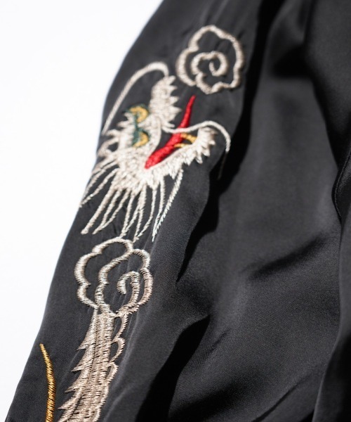 THRIFTY LOOK（スリフティールック）の「THRIFTY LOOK / スリフティールック SOUVENIR GREENLAND BLOUSON サテン スーベニアジャケット スカジャン リバーシブル ショートブルゾン（ブルゾン・メンズ・ブラック・X-SMALL/MEDIUM/LARGE）」の12枚目の写真