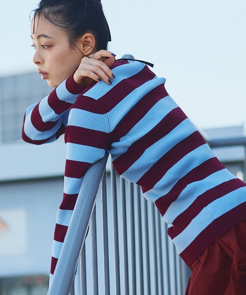 Narcissus（ナルシス）の「配色ボーダーリブニット 《動画あり》（ニット/セーター・レディース・ブラック/ブルー・FREE）」の9枚目の写真