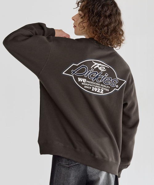 Dickies(ディッキーズ)の「Dickies 裏起毛クルーネック長袖プルオーバー/ブランドロゴ刺繍/ワッペン/バックシンボルプリント刺繍(スウェット・メンズ・ブラック系2/ブラウン/ブラック系1/ブラウン系2/ブラウン系1/ブラック/ネイビー/ネイビー系1/ネイビー系2/ベージュ系2/ベージュ/ベージュ系1・LL/M/L)」の7枚目の写真
