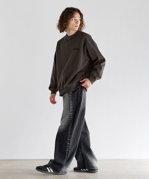 Dickies(ディッキーズ)の「Dickies 裏起毛クルーネック長袖プルオーバー/ブランドロゴ刺繍/ワッペン/バックシンボルプリント刺繍(スウェット・メンズ・ブラック系2/ブラウン/ブラック系1/ブラウン系2/ブラウン系1/ブラック/ネイビー/ネイビー系1/ネイビー系2/ベージュ系2/ベージュ/ベージュ系1・LL/M/L)」の13枚目の写真