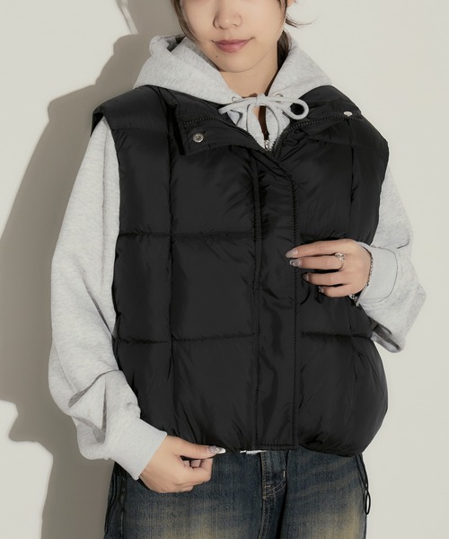 セール】スクエア型キルティング ハイネック短丈ダウンベスト（ダウン