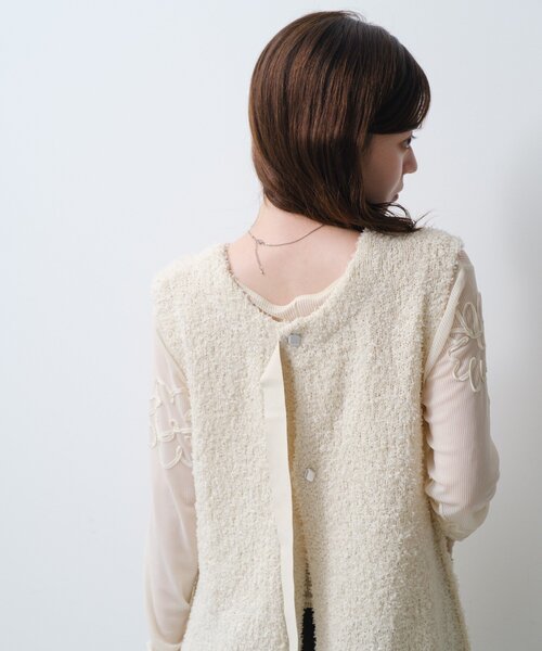 Kastane（カスタネ）の「*【S.Mサイズ展開】リボンヤーンニットベスト（ベスト・レディース・アイボリー/ブラウン/チャコールグレー・MEDIUM/SMALL）」の18枚目の写真