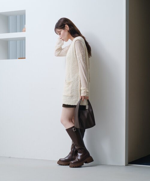 Kastane（カスタネ）の「*【S.Mサイズ展開】リボンヤーンニットベスト（ベスト・レディース・アイボリー/ブラウン/チャコールグレー・MEDIUM/SMALL）」の20枚目の写真