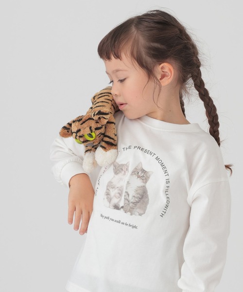 GLOBAL WORK(グローバルワーク)の「ヘビロッTEEプリント長袖/T/587897(Tシャツ/カットソー・キッズ・ホワイト/チャコールグレー/オフホワイト/ブルー/パープル系その他/グリーン系その他4・110cm/100cm/120cm)」の2枚目の写真