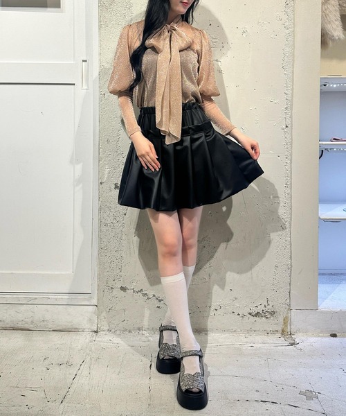 MILK（ミルク）の「ラメ Ribbon トップス（シャツ/ブラウス・レディース・A/C・FREE）」の14枚目の写真