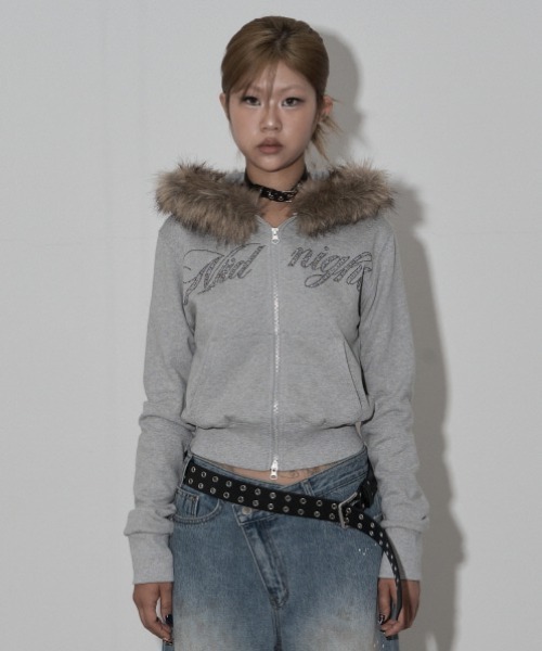 Midnight Move（ミッドナイトムーブ）の「A'GEM/9 × .kom 『MIDNIGHT MOVE/ミッドナイトムーブ』Crop hair zip up/クロップ ヘアー ZIP UP（パーカー・レディース・ブラック/アイボリー/グレー・FREE）」の16枚目の写真