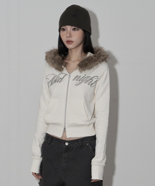 Midnight Move（ミッドナイトムーブ）の「A'GEM/9 × .kom 『MIDNIGHT MOVE/ミッドナイトムーブ』Crop hair zip up/クロップ ヘアー ZIP UP（パーカー・レディース・ブラック/アイボリー/グレー・FREE）」の5枚目の写真