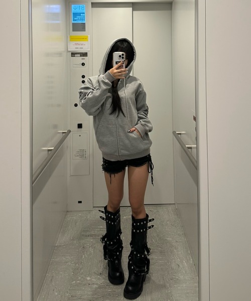 KsG(ケーエスジー)の「Thermal Sacred Zip Parker(パーカー・レディース・ブラック/グレー/ホワイト・X-LARGE/LARGE/SMALL/MEDIUM)」の11枚目の写真