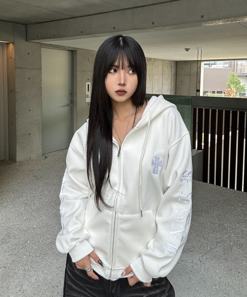 KsG(ケーエスジー)の「Thermal Sacred Zip Parker(パーカー・レディース・ブラック/グレー/ホワイト・X-LARGE/LARGE/SMALL/MEDIUM)」の8枚目の写真
