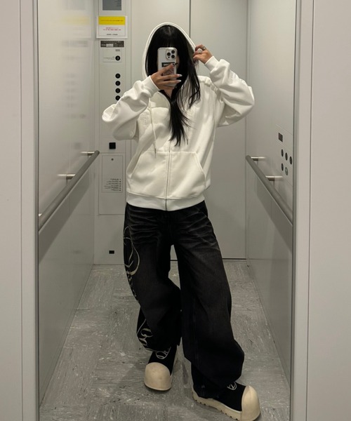 KsG(ケーエスジー)の「Thermal Sacred Zip Parker(パーカー・レディース・ブラック/グレー/ホワイト・X-LARGE/LARGE/SMALL/MEDIUM)」の7枚目の写真