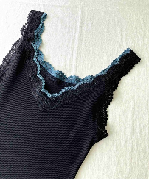 Q（キュー）の「バイカラーテレコタンク（タンクトップ・レディース・ブラック/パープル/ライトグレー・MEDIUM）」の17枚目の写真