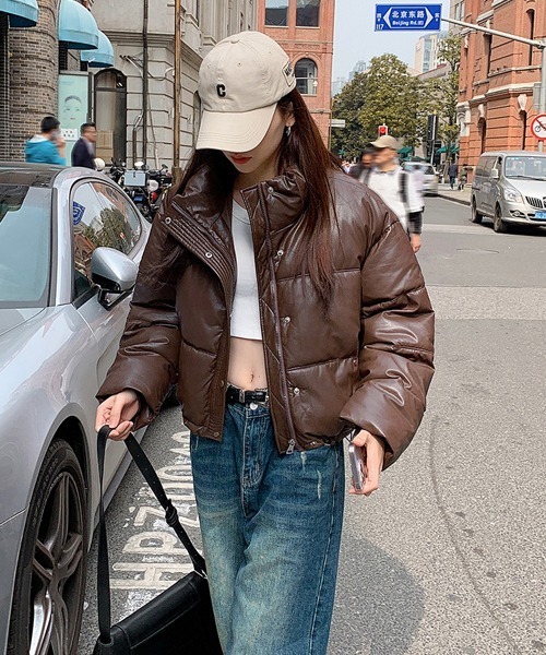 フェイクレザーショートダウンジャケット（ダウンジャケット/コート