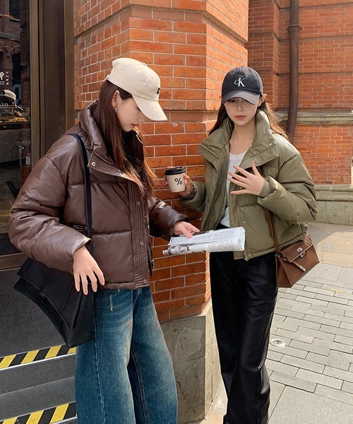 フェイクレザーショートダウンジャケット（ダウンジャケット/コート