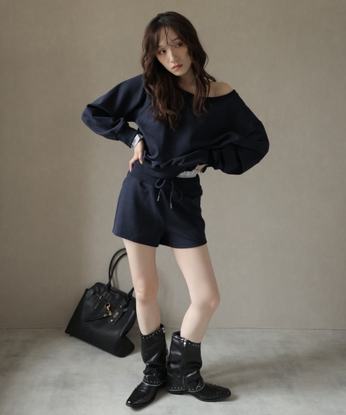 Ulysses（ユリシス）の「【セットアップ】ワンショルトップス＆レイヤードデザインショートパンツ（スウェット・レディース・ダークブルー/ベージュ・M/S）」の14枚目の写真