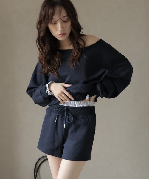 Ulysses（ユリシス）の「【セットアップ】ワンショルトップス＆レイヤードデザインショートパンツ（スウェット・レディース・ダークブルー/ベージュ・M/S）」の15枚目の写真
