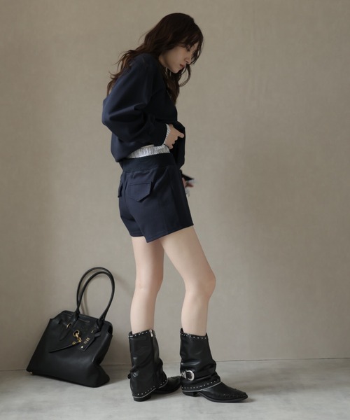 Ulysses（ユリシス）の「【セットアップ】ワンショルトップス＆レイヤードデザインショートパンツ（スウェット・レディース・ダークブルー/ベージュ・M/S）」の18枚目の写真