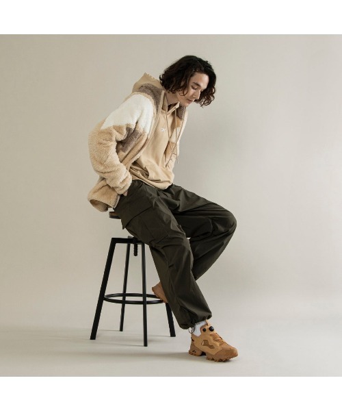 Reebok(リーボック)の「インスタ ポンプフューリー 94 ウィンター / INSTAPUMP FURY 94 WINTER(スニーカー・メンズ・ブラウン/グリーン/ブラック・23.0cm/23.5cm/24.5cm/24.0cm/25.0cm/25.5cm/26.0cm/26.5cm/27.0cm/27.5cm/28.0cm/28.5cm/29.0cm/30.0cm)」の5枚目の写真