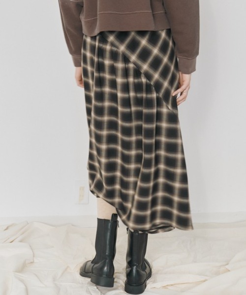 Muel Chic(ミュエルシック)の「Niger check skirt ニジェールチェックスカート(スカート・レディース・ブラック系/ブラウン系/ベージュ系その他・FREE)」の10枚目の写真