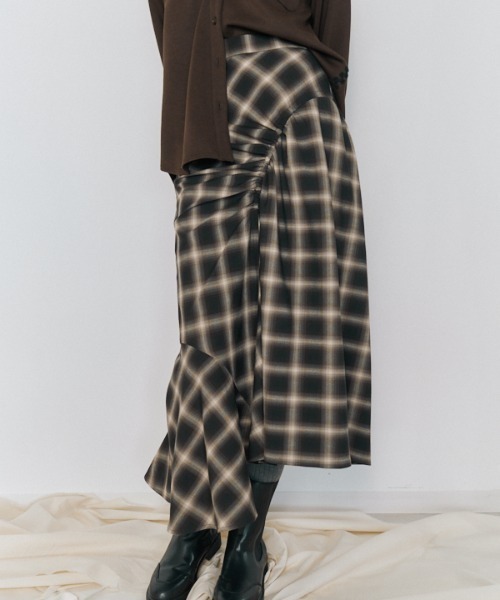 Muel Chic(ミュエルシック)の「Niger check skirt ニジェールチェックスカート(スカート・レディース・ブラック系/ブラウン系/ベージュ系その他・FREE)」の8枚目の写真