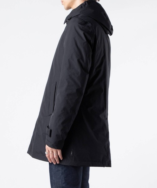 HERNO（ヘルノ）の「HERNO LAMINAR DOWN JACKETヘルノ ラミナー ロング ダウンジャケット（ダウンジャケット/コート・メンズ・ブラック/ネイビー系1・50）」の5枚目の写真