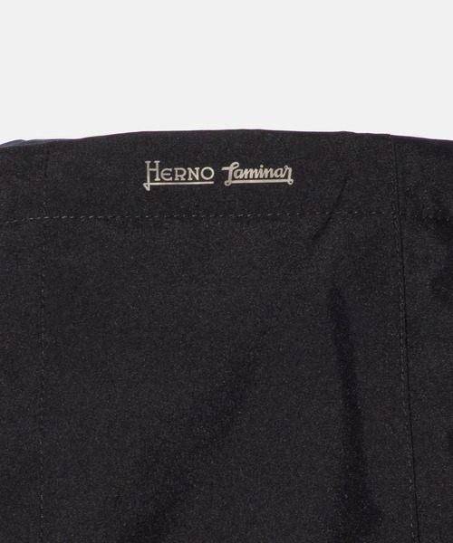 HERNO（ヘルノ）の「HERNO LAMINAR DOWN JACKETヘルノ ラミナー ロング ダウンジャケット（ダウンジャケット/コート・メンズ・ブラック/ネイビー系1・50）」の17枚目の写真