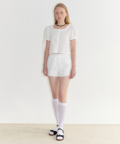 SINOON（シヌーン）の「Eyelet Blouse (White)（シャツ/ブラウス・レディース・ホワイト・FREE）」の5枚目の写真
