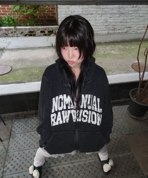 NOMANUAL(NOMANUAL)の「VINTAGE WAFFLE HOODED ZIP-UP - WASHED NAVY(パーカー・レディース・その他・SMALL/MEDIUM/LARGE/X-LARGE)」の9枚目の写真