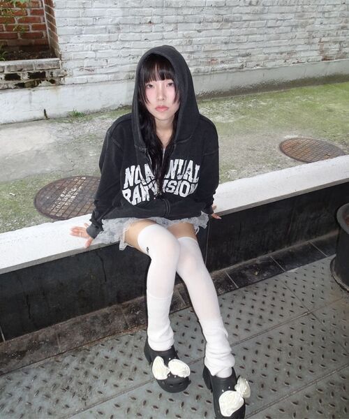 NOMANUAL(NOMANUAL)の「VINTAGE WAFFLE HOODED ZIP-UP - WASHED NAVY(パーカー・レディース・その他・SMALL/MEDIUM/LARGE/X-LARGE)」の10枚目の写真