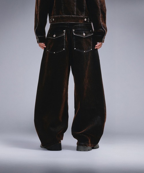 ANDER HUNK（アンダーハンク）の「Overdyed Flocky Denim Pants / オーバーダイフロッキーデニムパンツ（デニムパンツ・メンズ・ブラック系/ダークインディゴブルー・SMALL/LARGE/MEDIUM）」の8枚目の写真