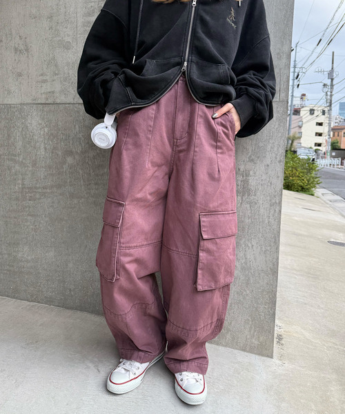 DOUBLE NAME(ダブルネーム)の「顔料染め起毛ツイルタックバルーンカーゴパンツ(カーゴパンツ・レディース・ピンク/ベージュ/ネイビー・FREE)」の3枚目の写真