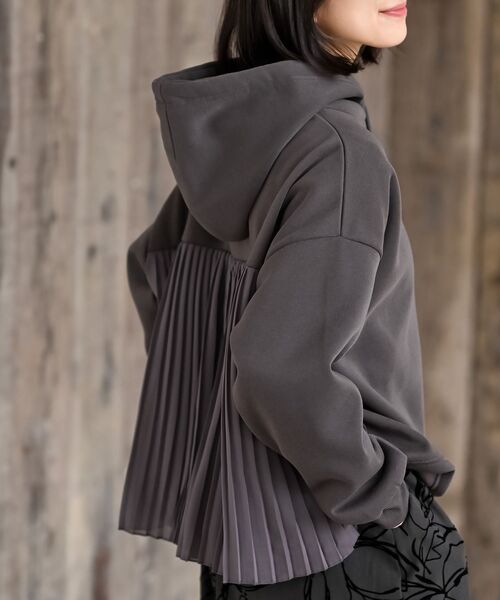 BACKプリーツ裏起毛ワイドパーカー（パーカー）｜rps（アール