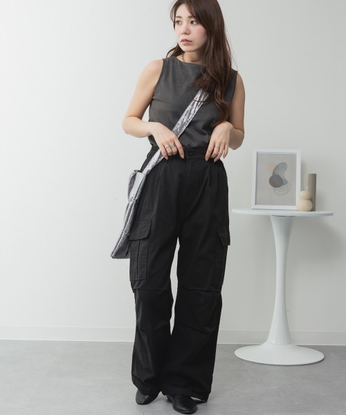 aity(アイティ)の「ツイルワイドカーゴパンツ(カーゴパンツ・レディース・ベージュ/ブラック/カーキ・M/L/LL/3L/4L)」の2枚目の写真