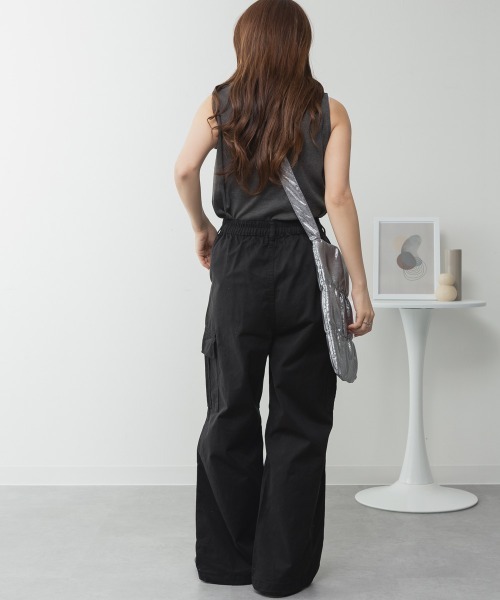 aity(アイティ)の「ツイルワイドカーゴパンツ(カーゴパンツ・レディース・ベージュ/ブラック/カーキ・M/L/LL/3L/4L)」の5枚目の写真