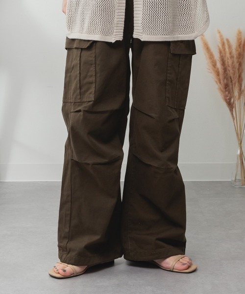 aity(アイティ)の「ツイルワイドカーゴパンツ(カーゴパンツ・レディース・ベージュ/ブラック/カーキ・M/L/LL/3L/4L)」の21枚目の写真