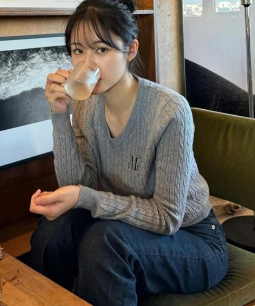 MUCENT（ムセント）の「【日本未発売/WEB限定】MUCENT(ムセント)/Vネック クロップ ケーブル ニット/PRIMROSE V-NECK CROP KNIT（ニット/セーター・レディース・ピンク/ブラウン/ホワイト/グレー/ブラック/アイボリー・FREE）」の21枚目の写真