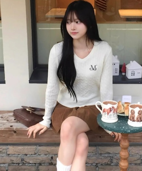 MUCENT（ムセント）の「【日本未発売/WEB限定】MUCENT(ムセント)/Vネック クロップ ケーブル ニット/PRIMROSE V-NECK CROP KNIT（ニット/セーター・レディース・ピンク/ブラウン/ホワイト/グレー/ブラック/アイボリー・FREE）」の12枚目の写真