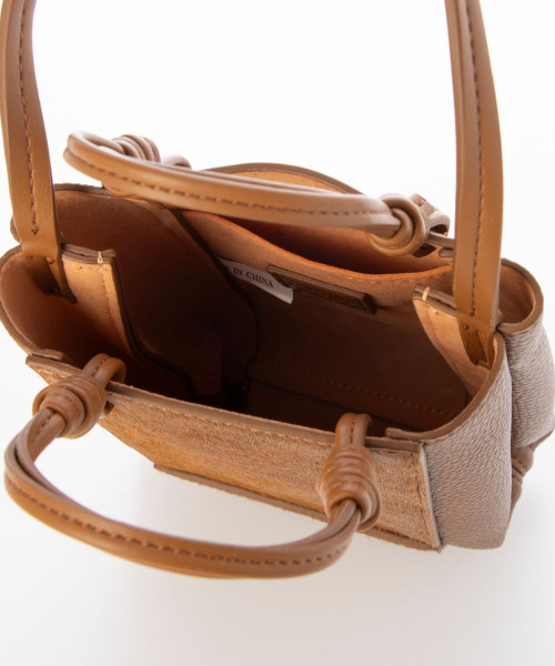 kakatoo（カカトゥ）の「カカトゥ kakatoo / カウヘアーポイントミニショルダー（ショルダーバッグ・レディース・ブラウン/レッド/ブルー・FREE）」の6枚目の写真