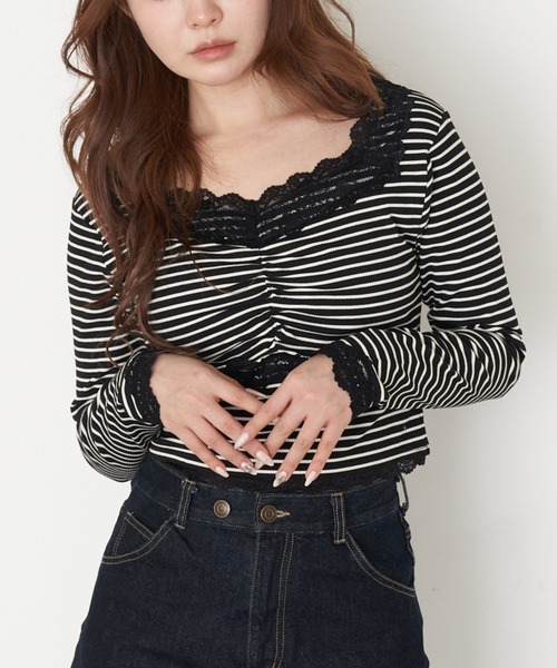 RAY CASSIN(レイカズン)の「パット付きレースロンT(Tシャツ/カットソー・レディース・チャコールグレー/レッド系その他2/ブラック系その他2/ホワイト系その他/グレー系その他2・FREE)」の2枚目の写真