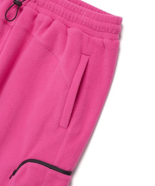 Cavish(カビシ)の「FLEECE MULTI POCKET PANTS PINK(CV2DFUPA02A)(スウェットパンツ・レディース・ピンク・LARGE/MEDIUM)」の4枚目の写真