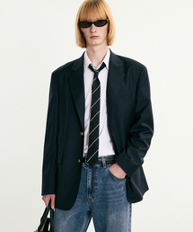 TNGT（ティーエヌジーティー）の「FrayBoy Wool Blended Gold Button Blazer (Navy) TNJA5F107N2（テーラードジャケット）」