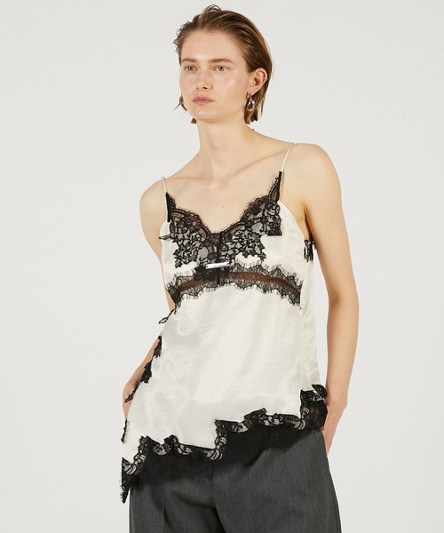 PRANK PROJECT（プランクプロジェクト）の「【2026Spring Pre-Order】アシンメトリーレースキャミソール / Asymmetrical Lace Camisole（キャミソール・レディース・ブラック/マルチ/ホワイト・FREE）」の8枚目の写真