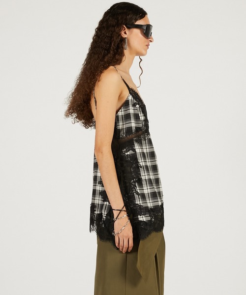 PRANK PROJECT（プランクプロジェクト）の「【2026Spring Pre-Order】アシンメトリーレースキャミソール / Asymmetrical Lace Camisole（キャミソール・レディース・ブラック/マルチ/ホワイト・FREE）」の16枚目の写真